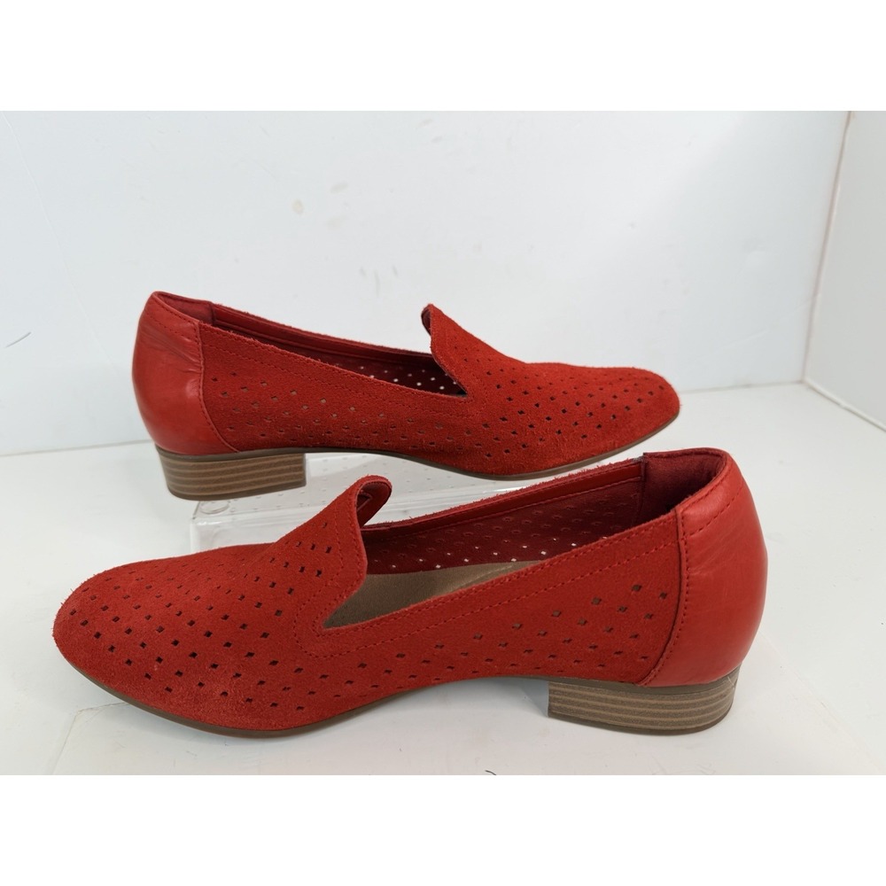 Clarks Juliet Hayes Red Suede Perforated Loafers Womens Size 9.5M Comfort